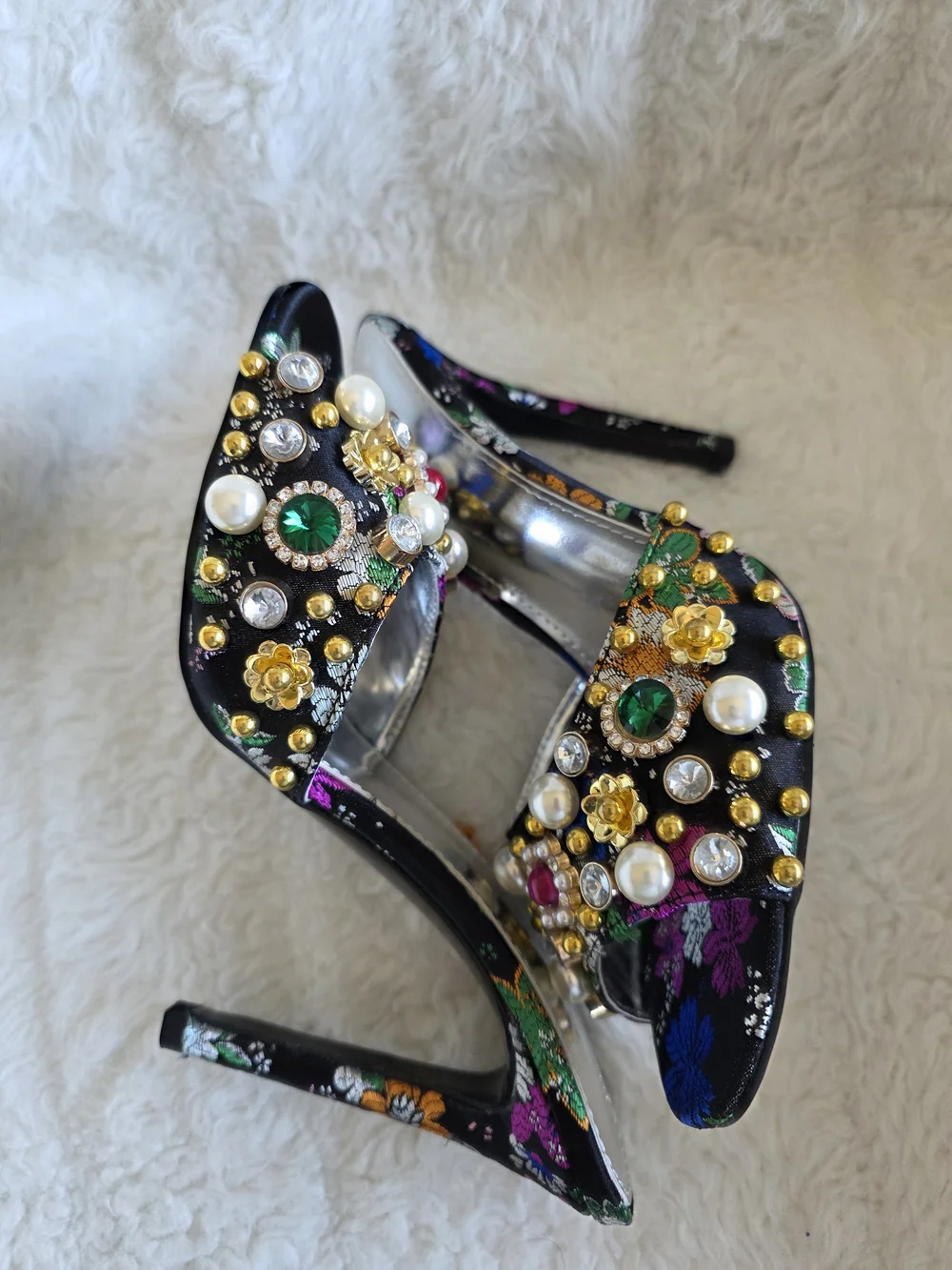 Azalea Wang chic black